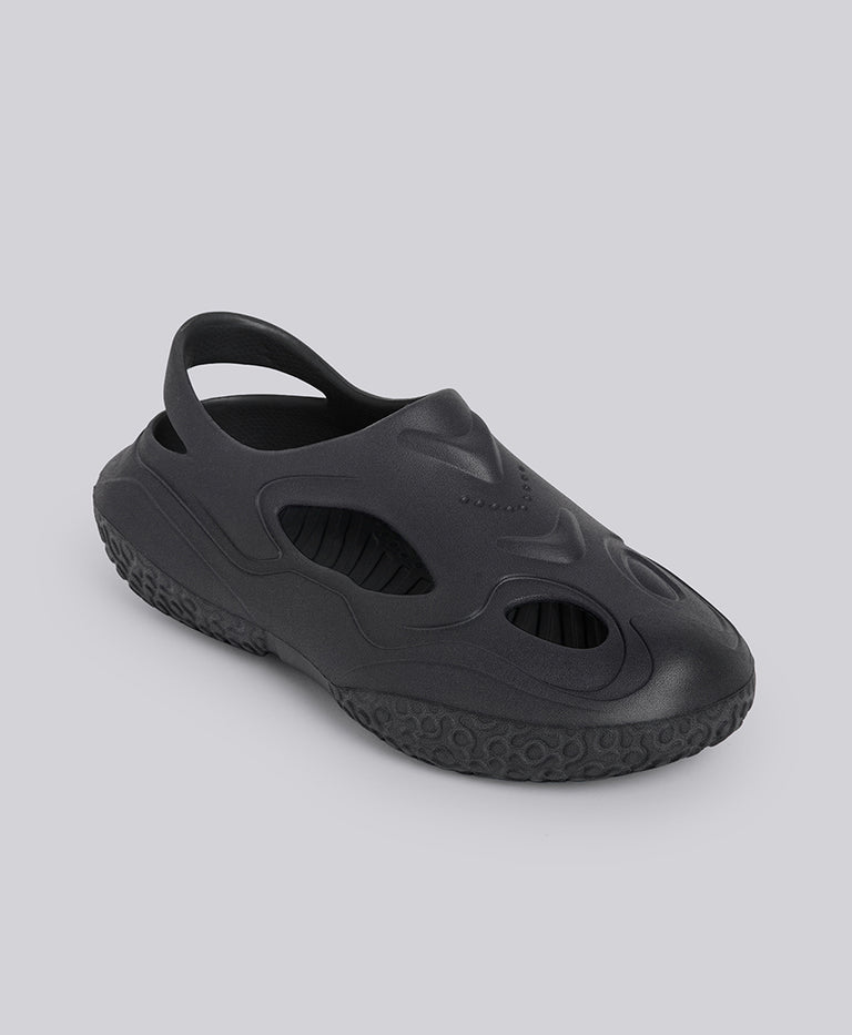 KICK AVIOR Black Men Clogs – Kickers