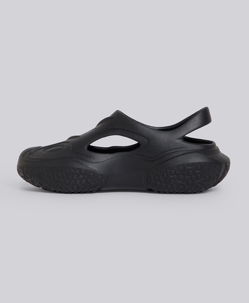 KICK AVIOR Black Men Clogs
